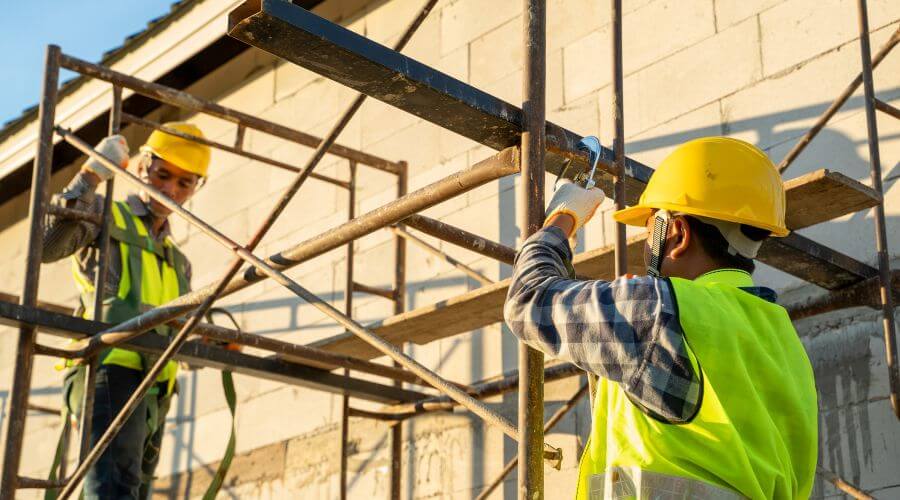 Professional fairlawn roofing services in Dilley, TX